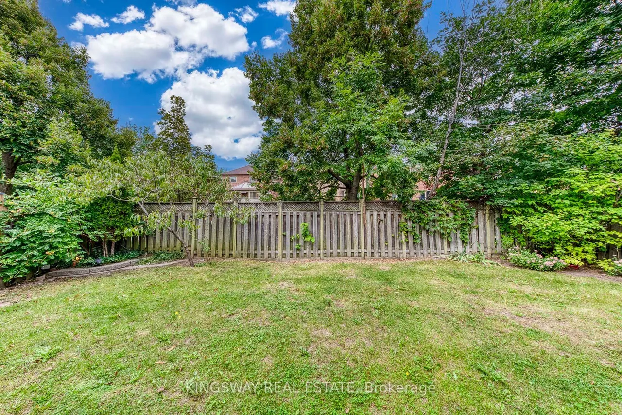 3603 Kelso Crescent — photo 40