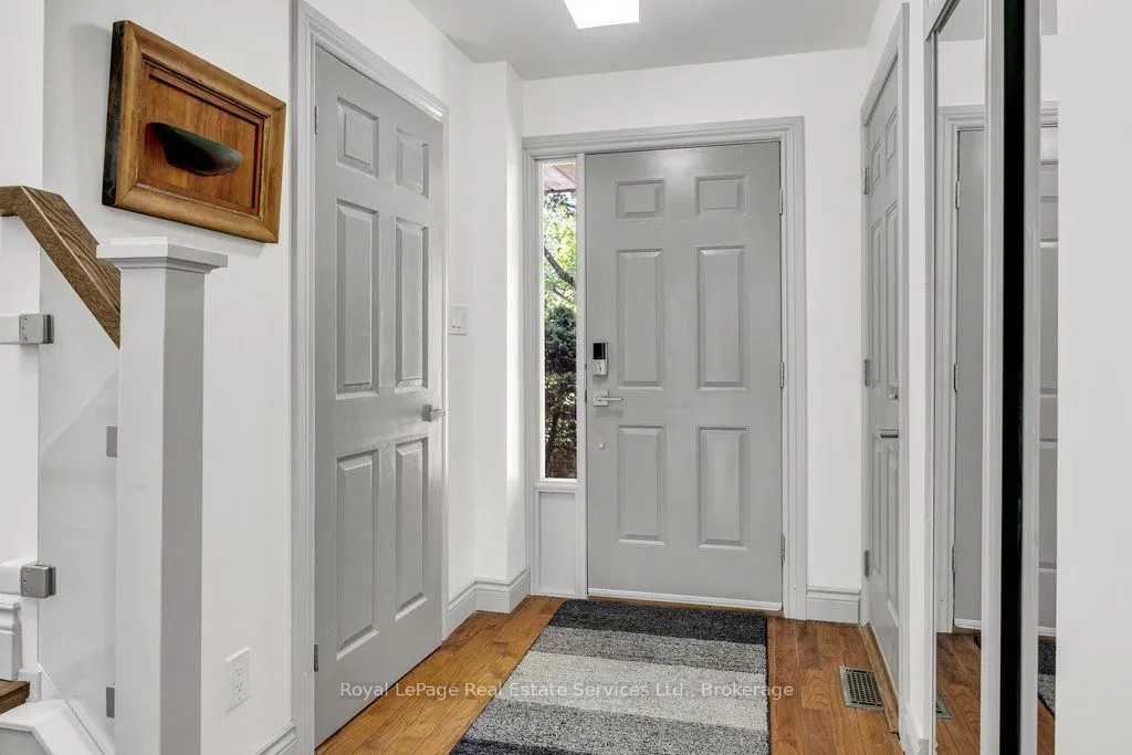 2314 Marine Drive — photo 3