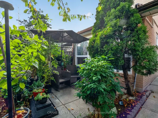 256 John Garland Boulevard, Unit 119 — photo 2
