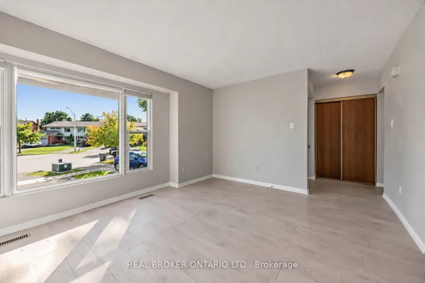 2733 Los Palmas Court — photo 2