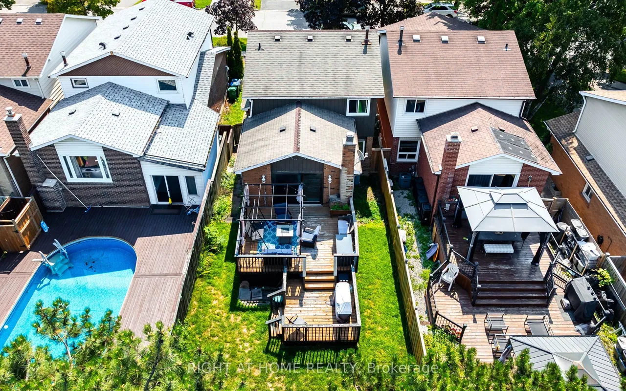 136 Elderwood Place — photo 50