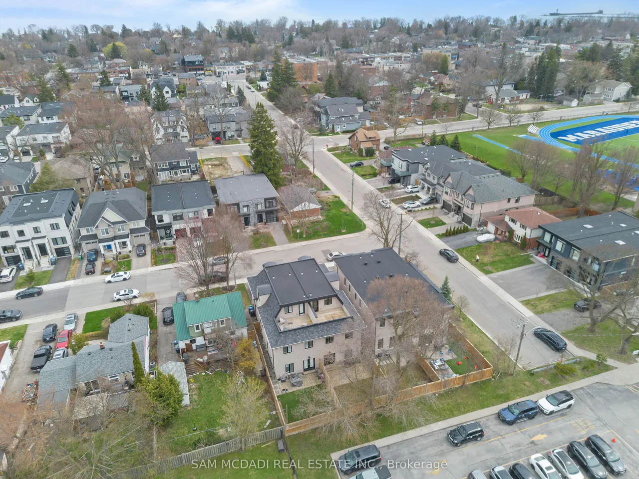 4 Iroquois Avenue — photo 42