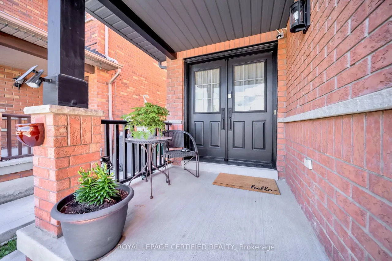 70 Vintage Gate — photo 3