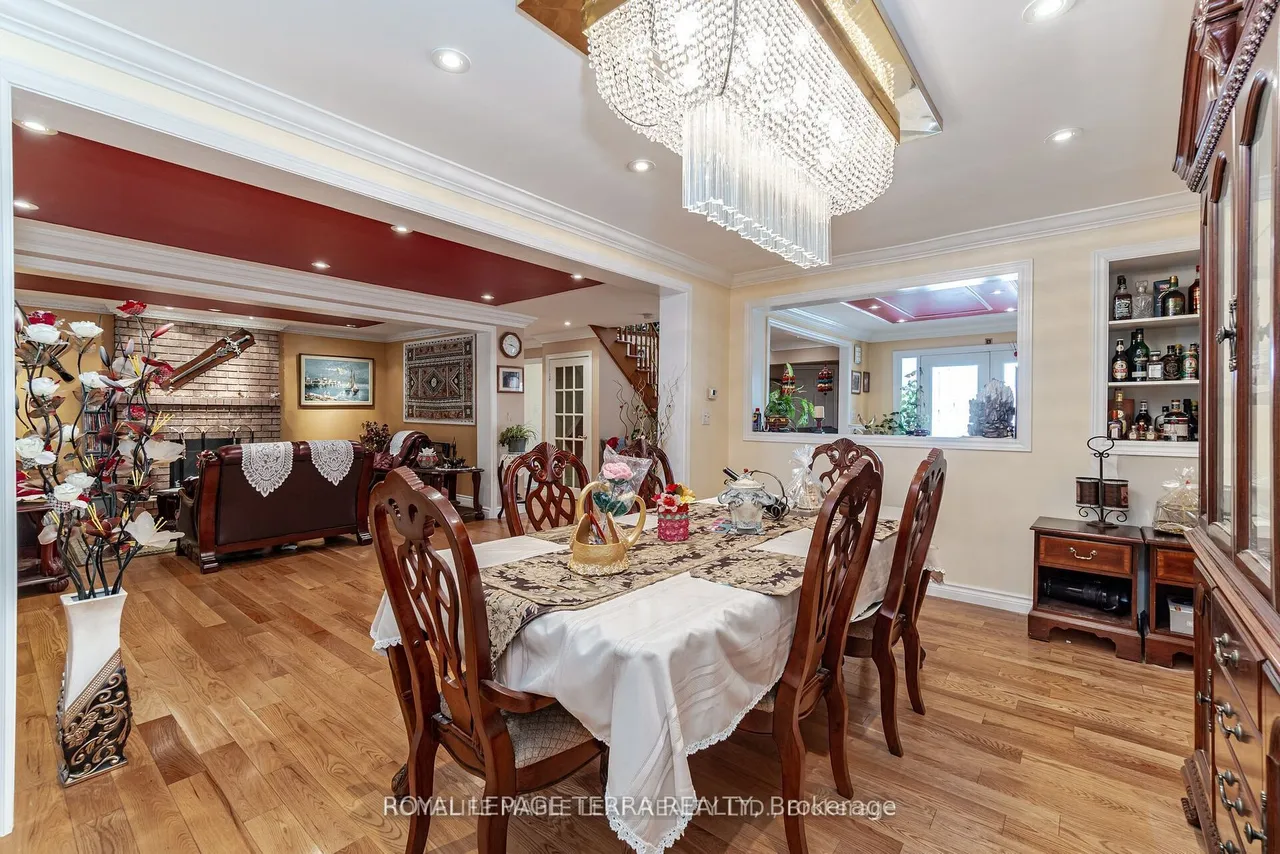 14 Sheringham Street — photo 3