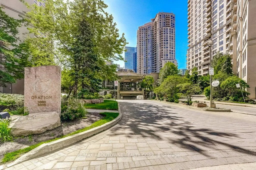 3888 Duke of York Boulevard, Unit GPH25 — photo 3