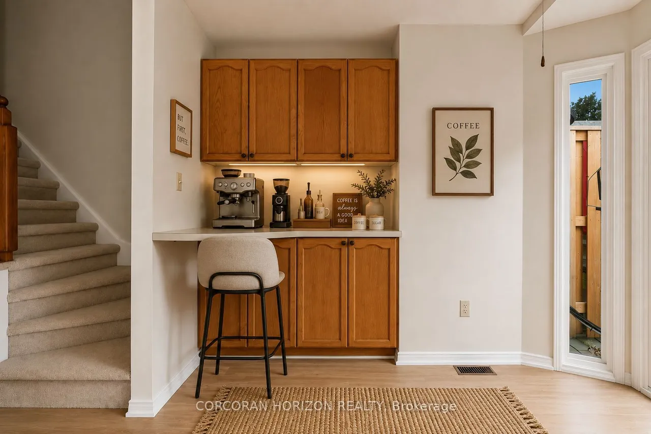 895 Maple Avenue — photo 3