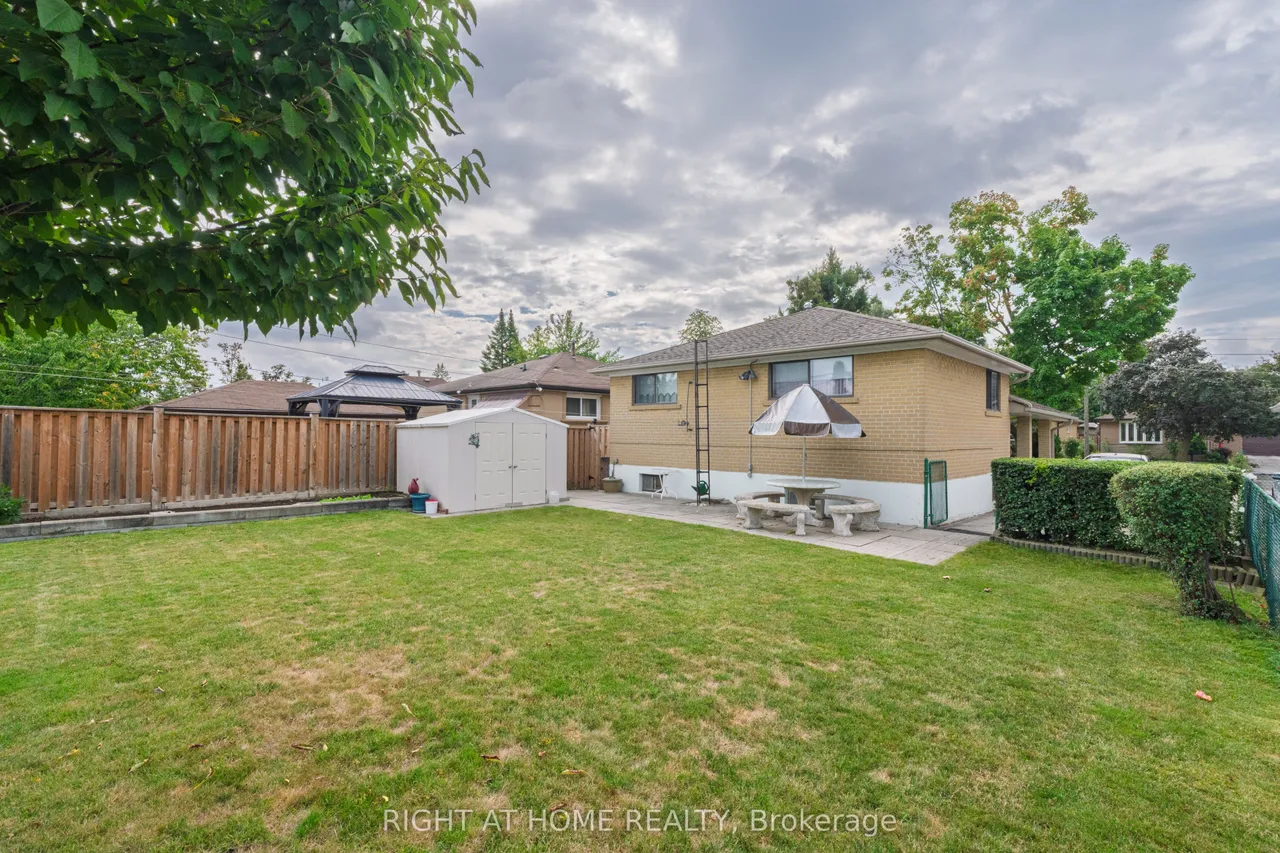 22 Monterrey Drive — photo 24