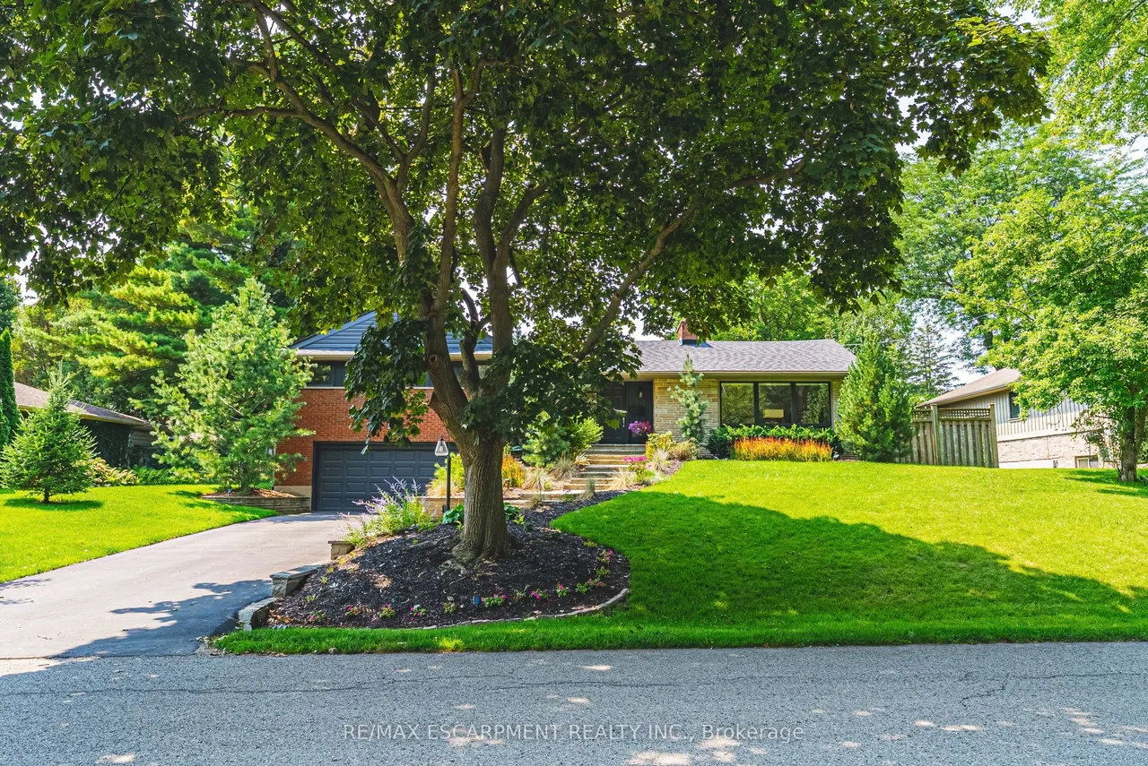 794 Falcon Boulevard — photo 3