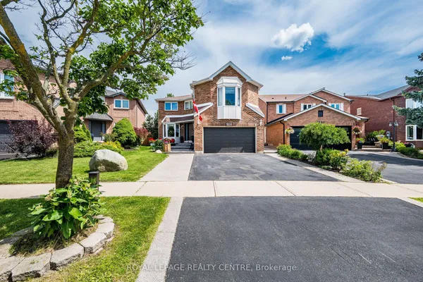 3211 Dovetail Mews
