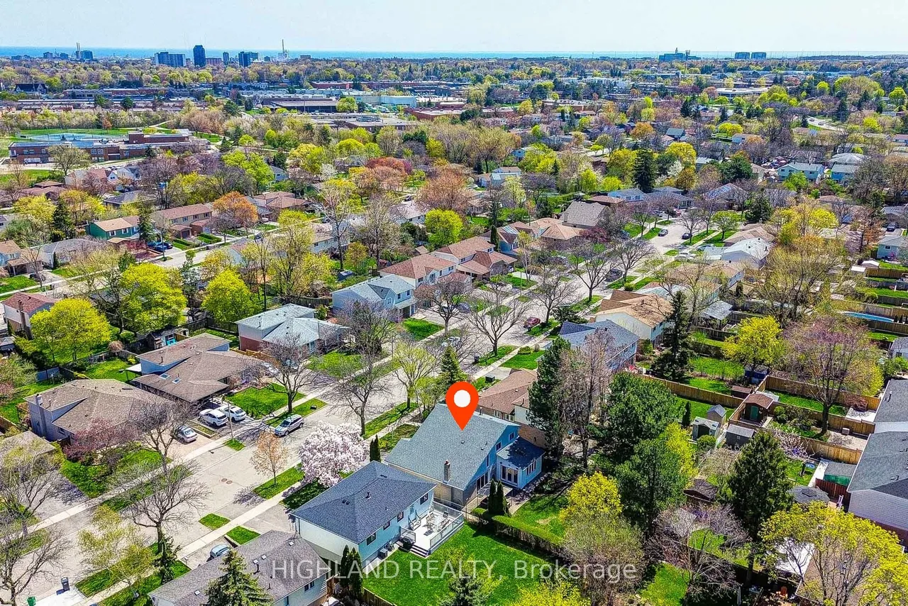 2231 Buttonbush Crescent — photo 49