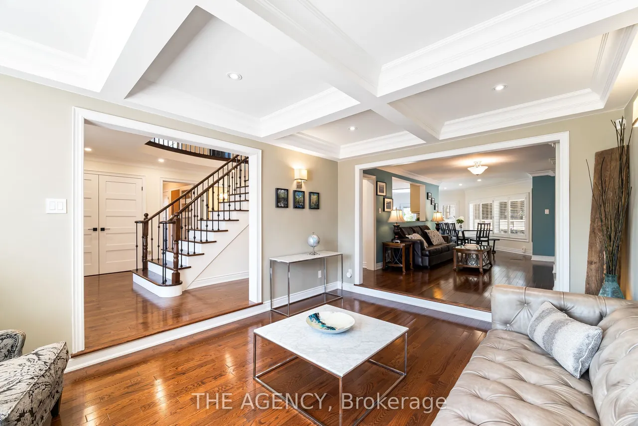 7 Stonegate Drive — photo 3