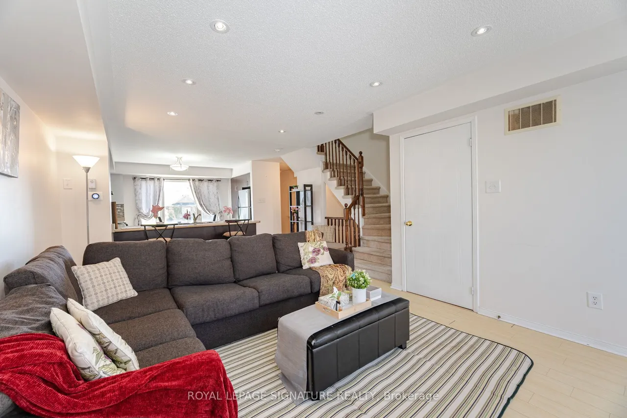 4855 Half Moon Grove — photo 3