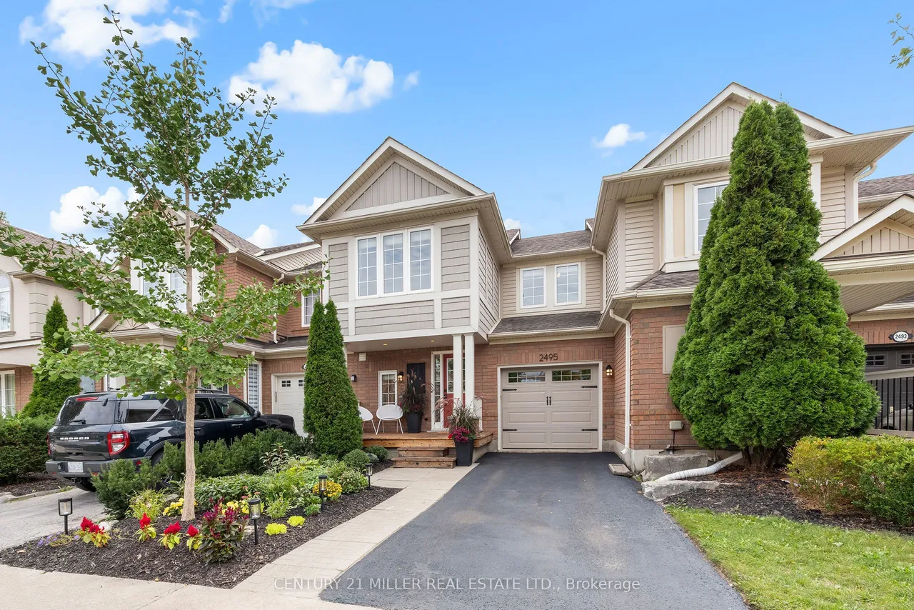 2495 Wooden Hill Circle