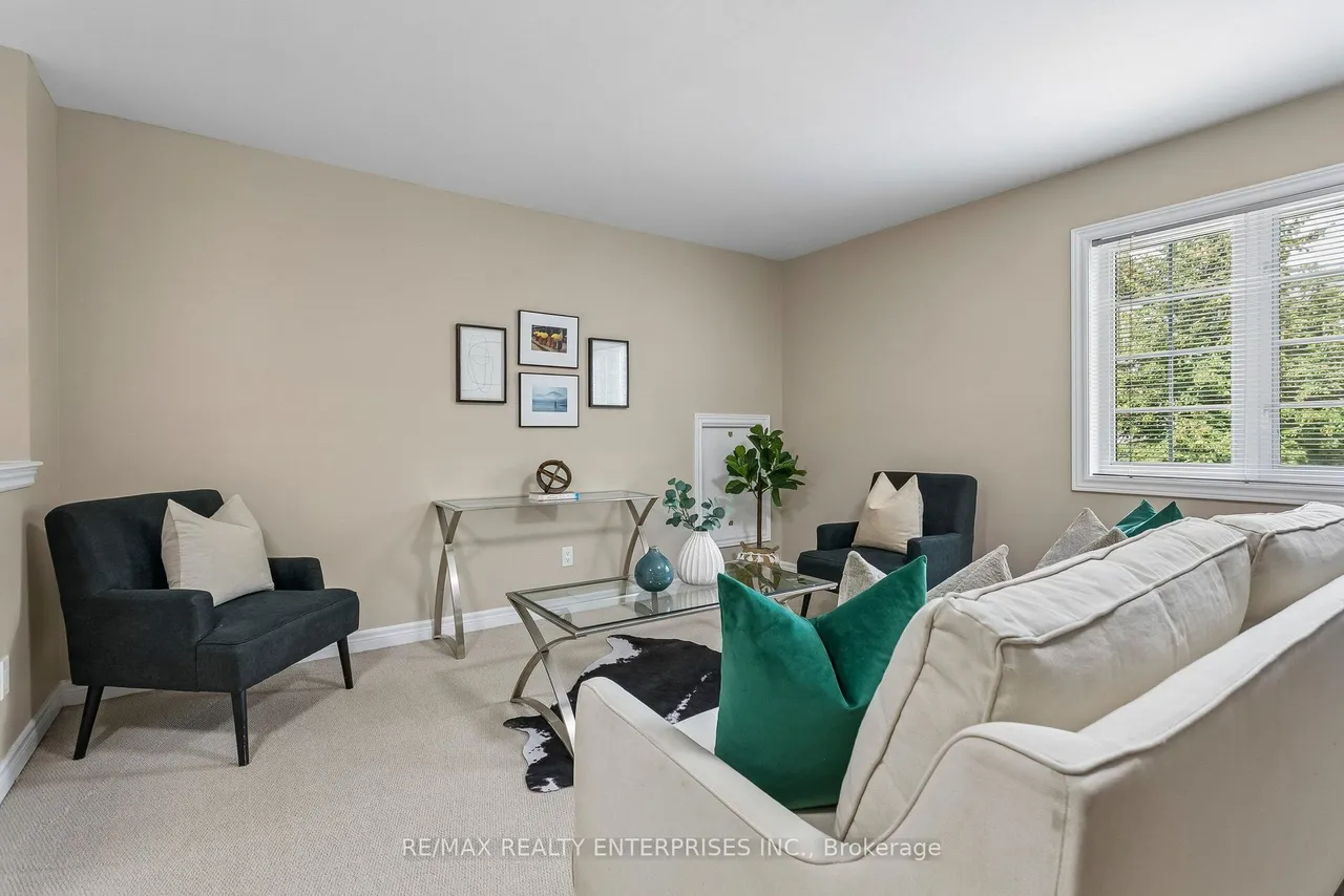 1633 Northmount Avenue — photo 3