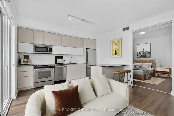 56 Annie Craig Drive — photo 2