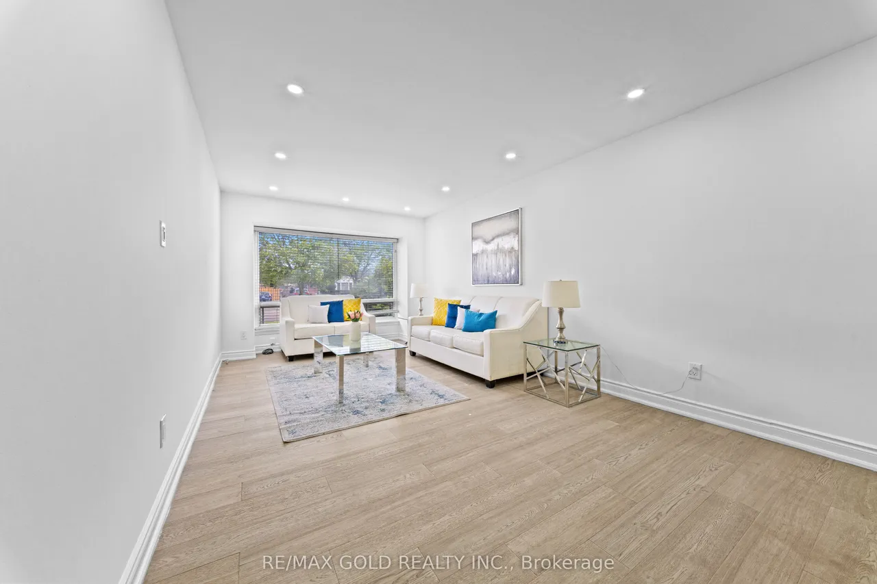 88 Goldcrest Road — photo 2