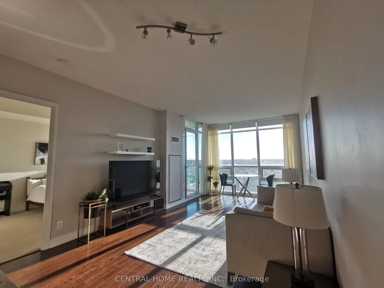 1055 Southdown Road