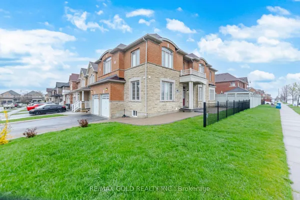 26 Drummondville Drive