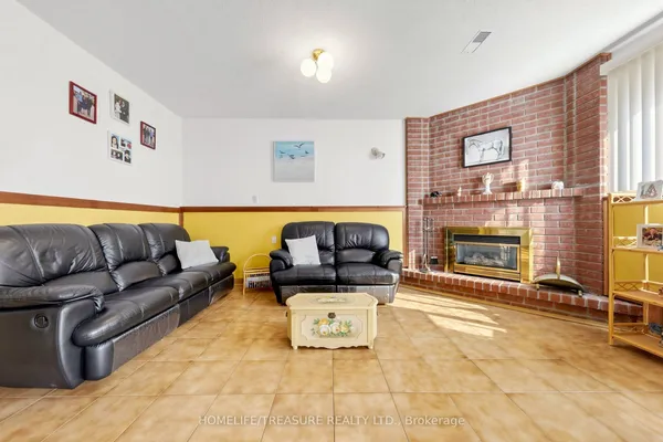 4304 Curia Crescent