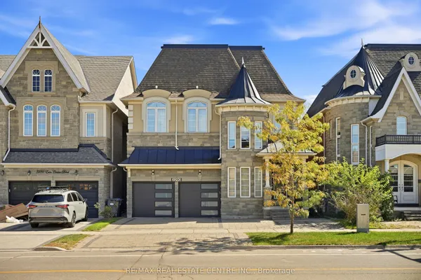 3290 Erin Centre Boulevard