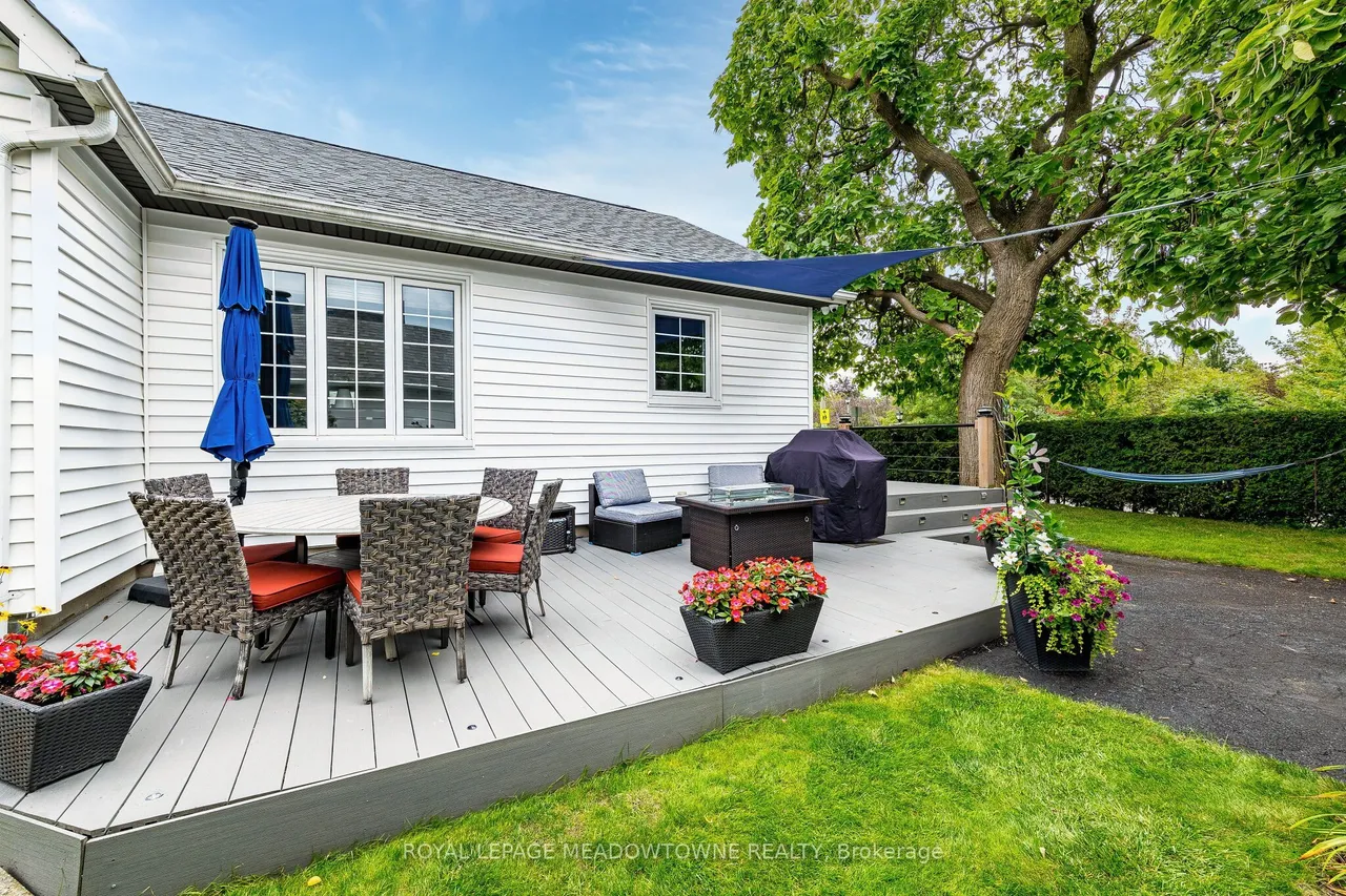 32 Craig Street — photo 44