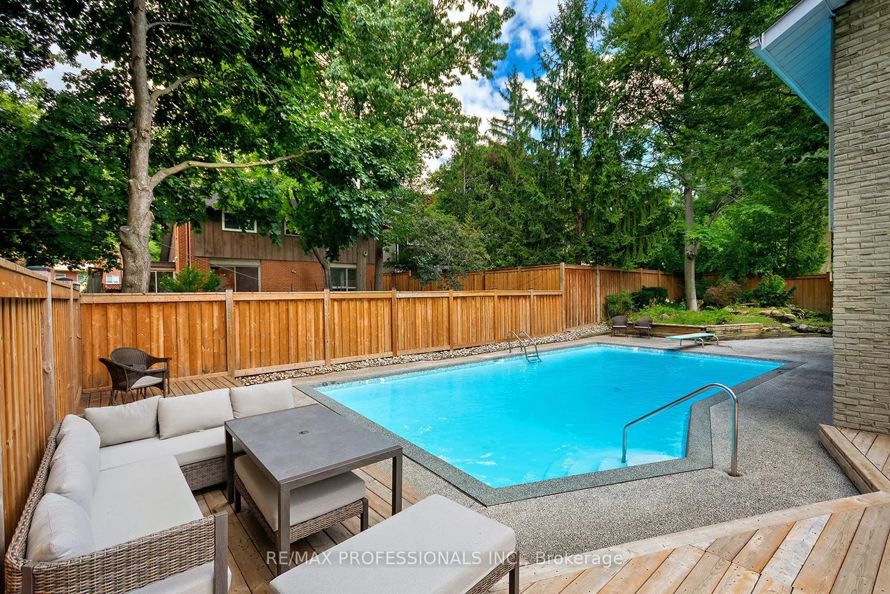 3627 Beechollow Crescent — photo 45