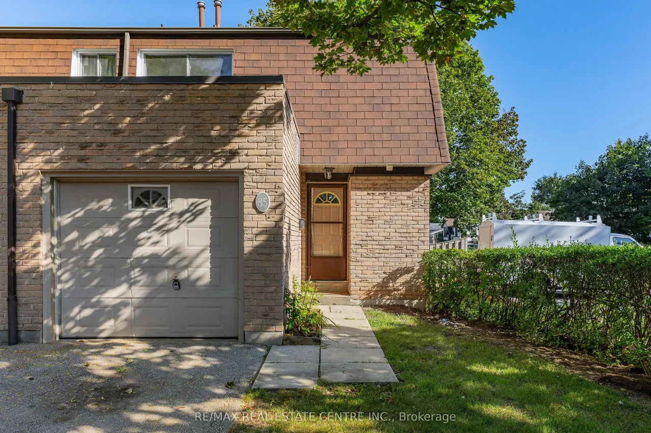 660 Oxford Road — photo 3