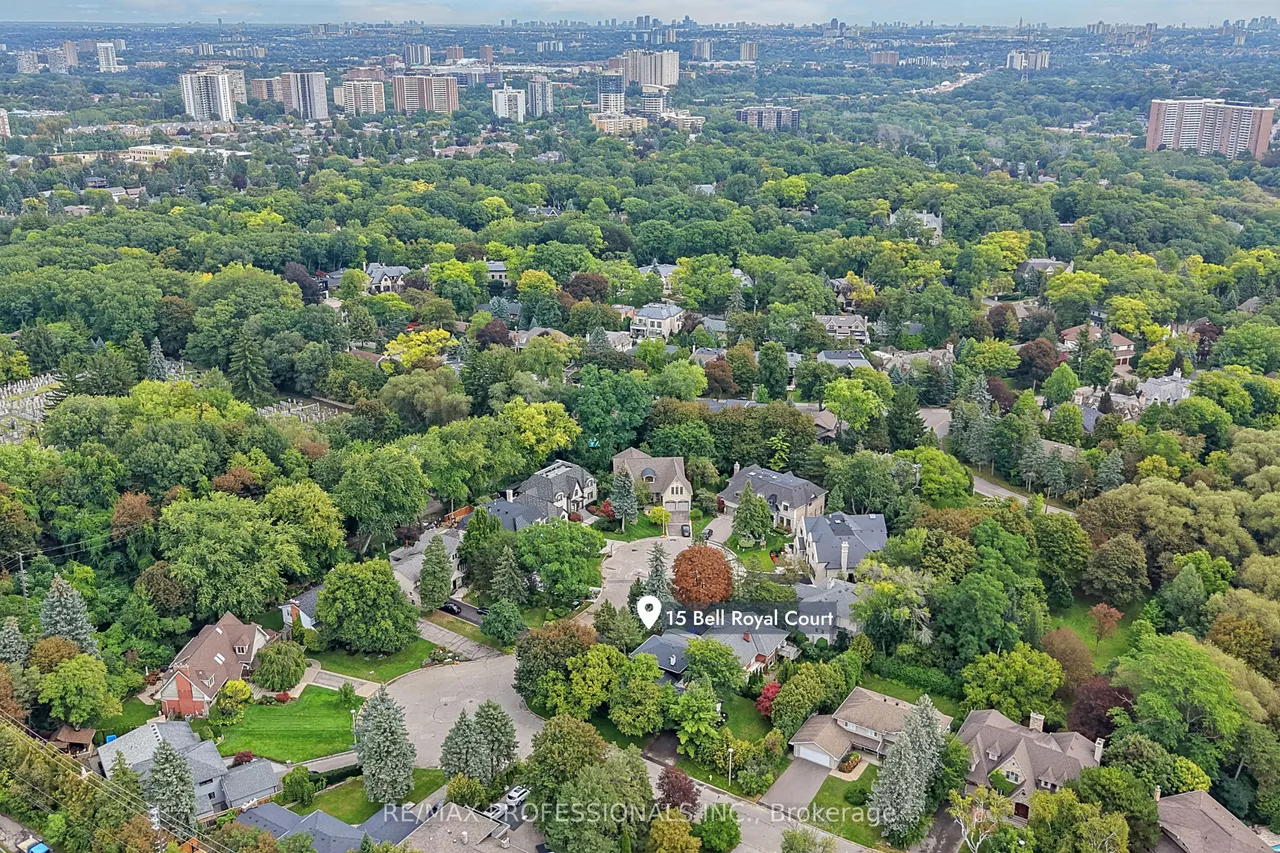15 Bell Royal Court — photo 50