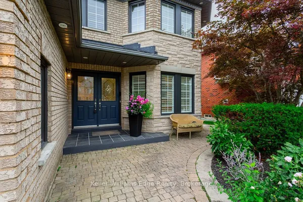 2084 Mckerlie Crescent — photo 2
