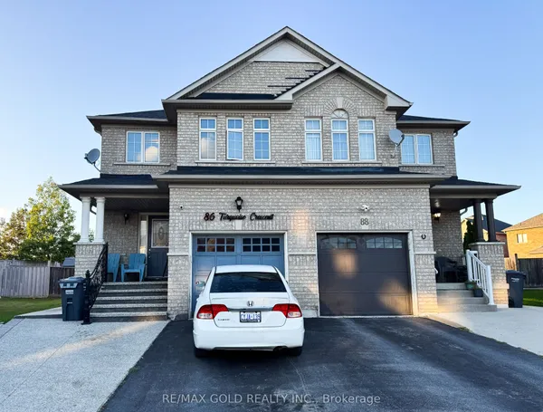 86 Turquoise Crescent