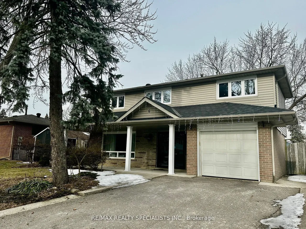 6 NORVAL Crescent — photo 3