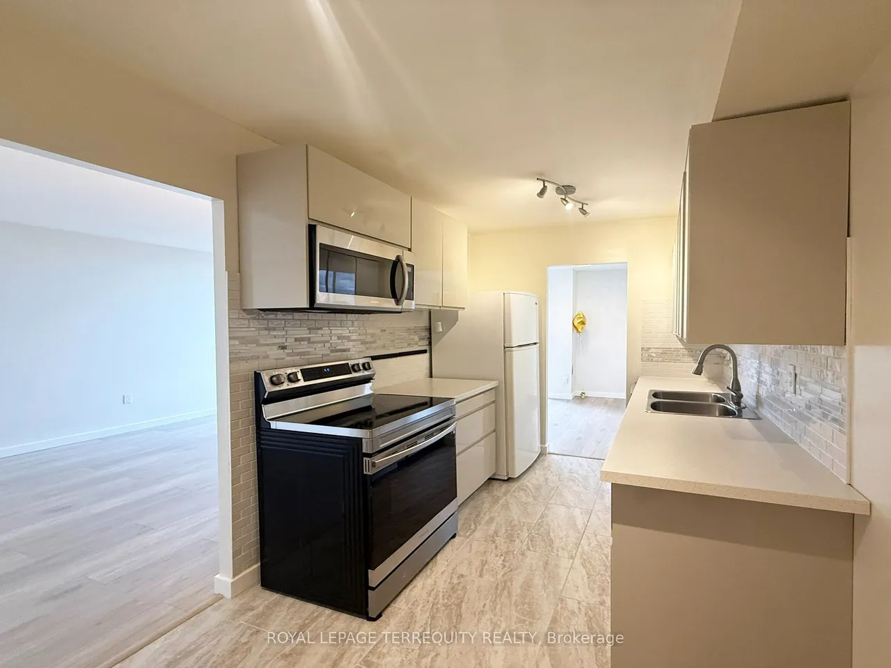 420 Mill Road — photo 2