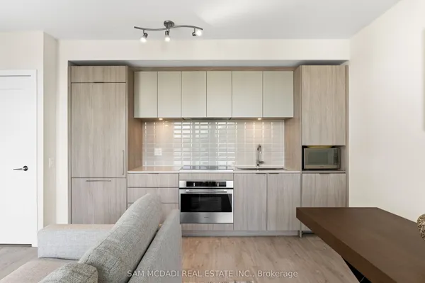 70 Annie Craig Drive — photo 2