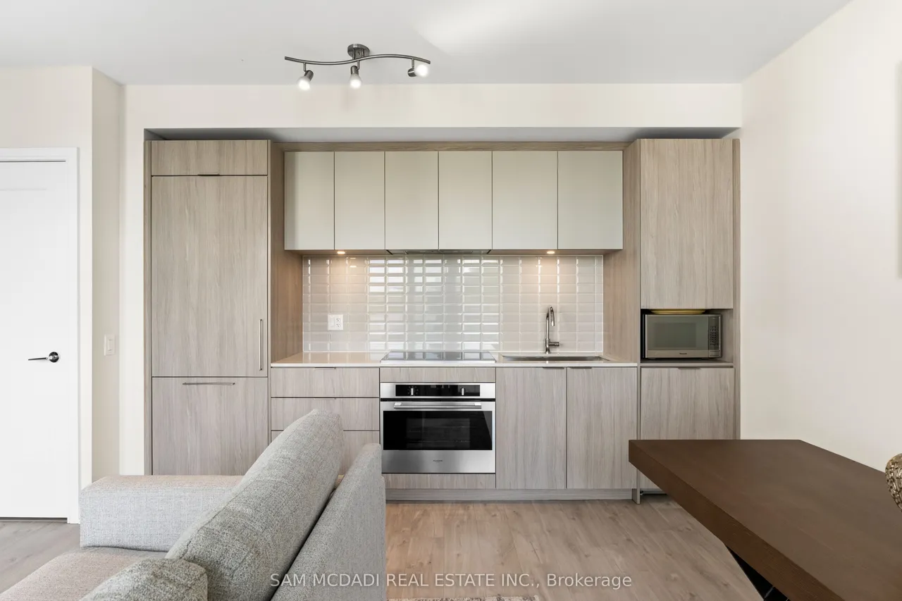 70 Annie Craig Drive — photo 2