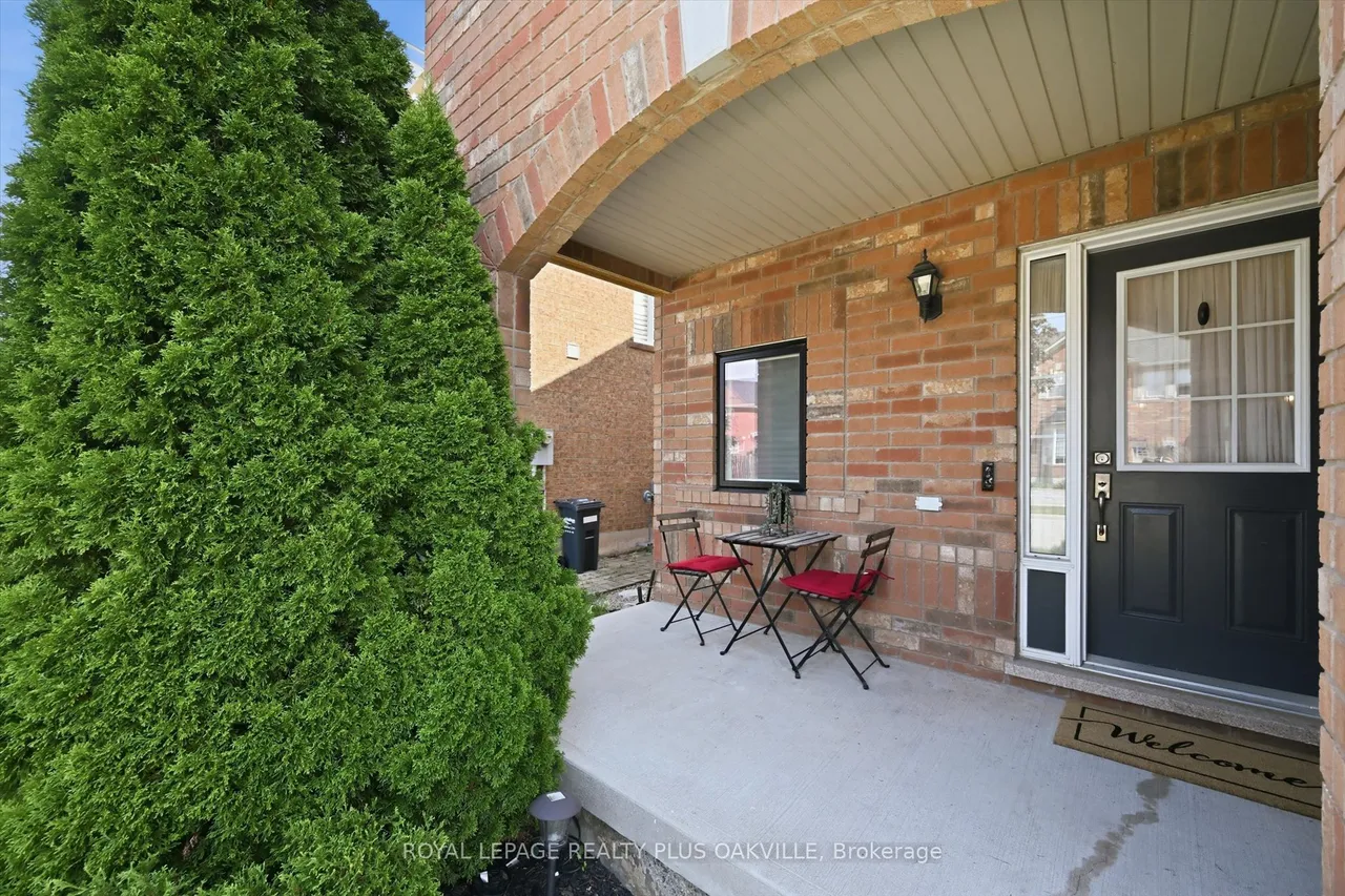 4080 Donnic Drive — photo 3