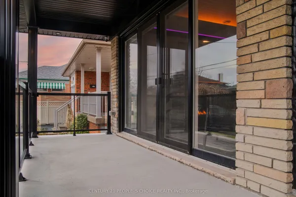 37 Bentworth Avenue — photo 2