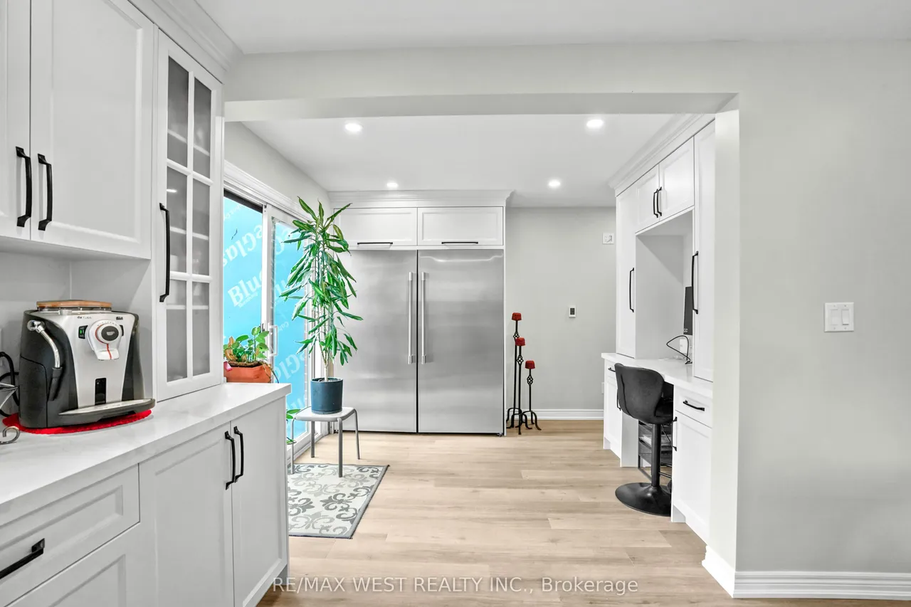 34 Sweet Oak Court — photo 3