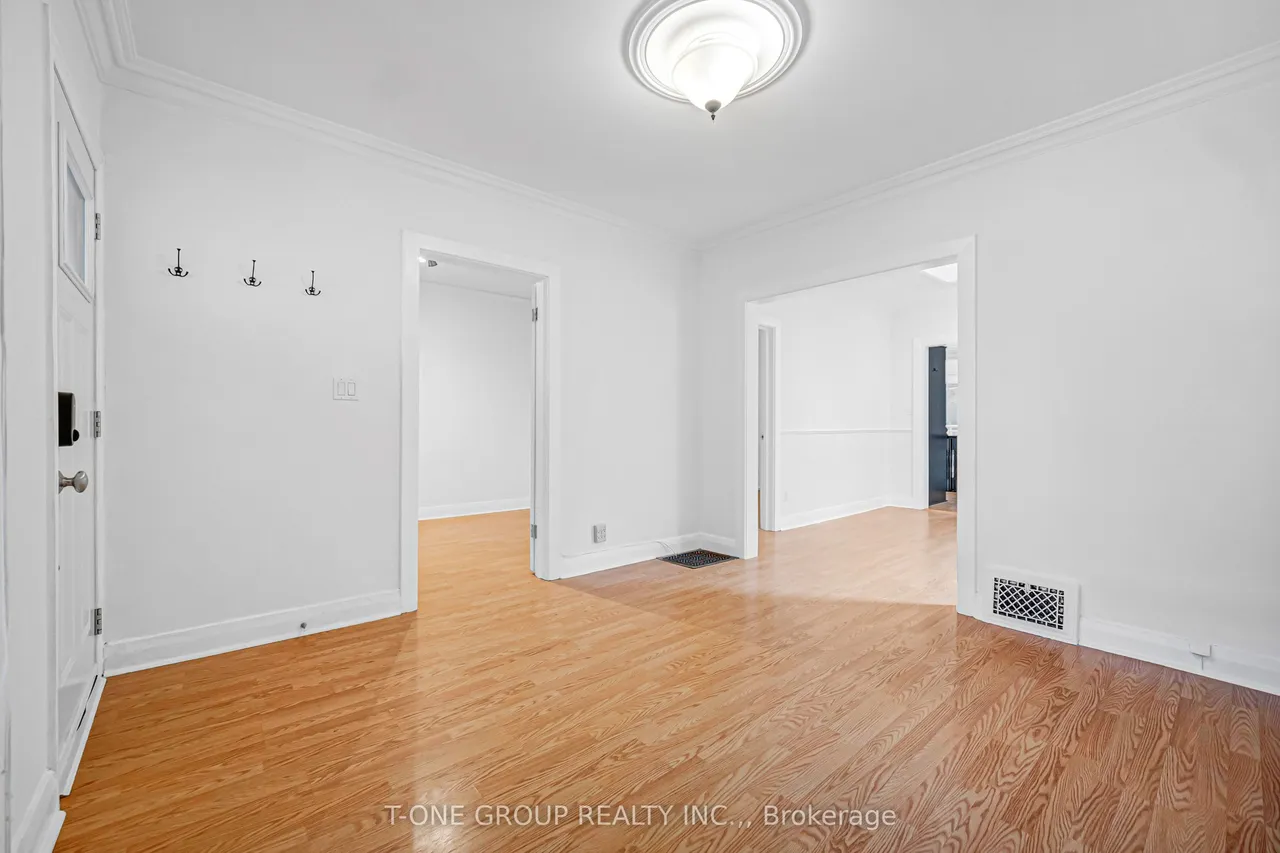13 Twenty Ninth Street — photo 3