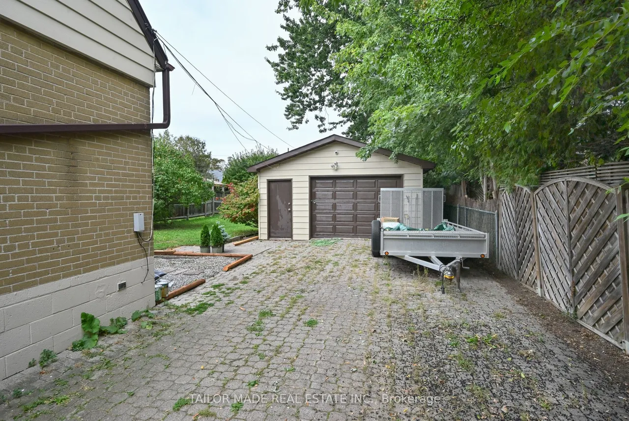88 Mccaul Street — photo 25
