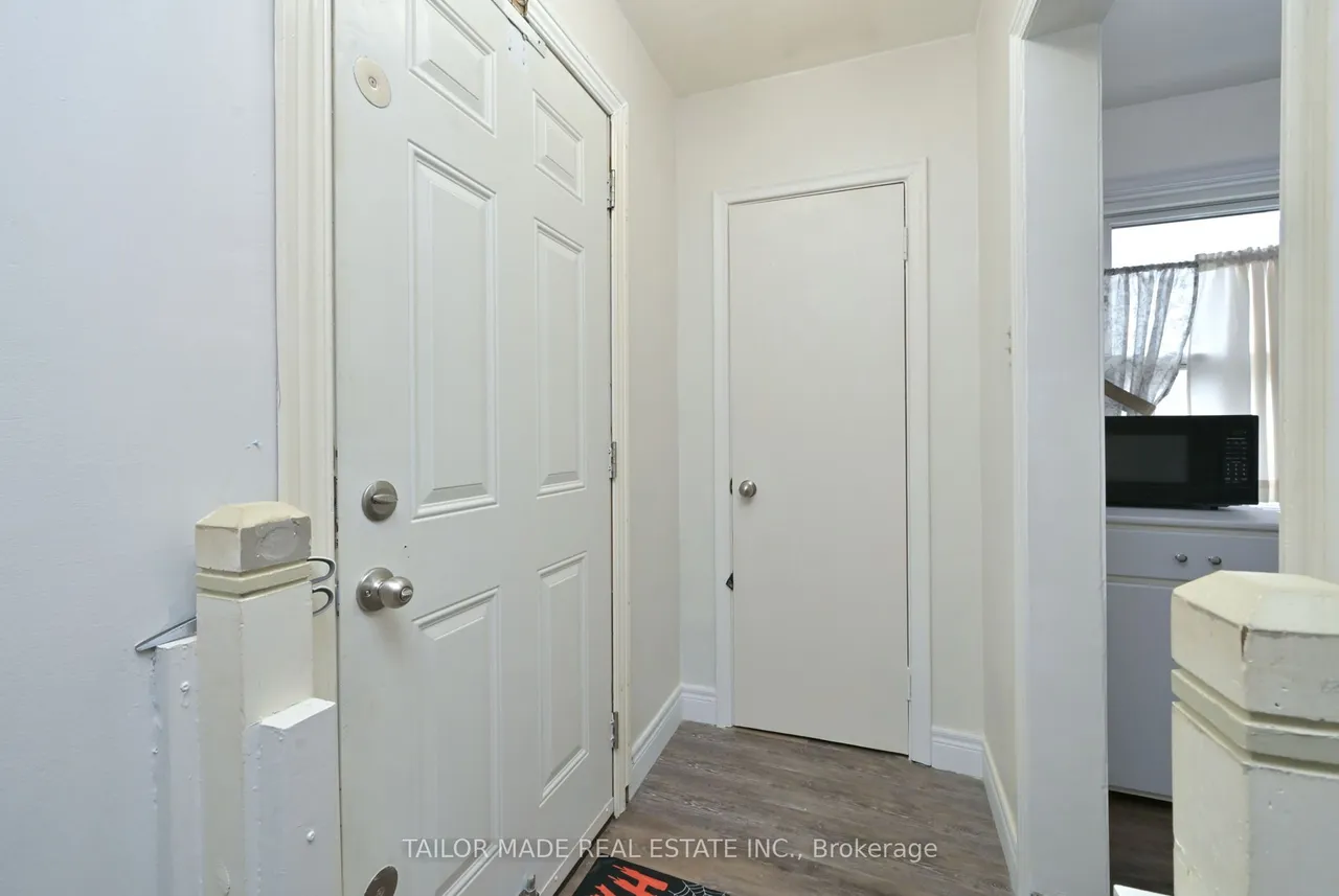 88 Mccaul Street — photo 3
