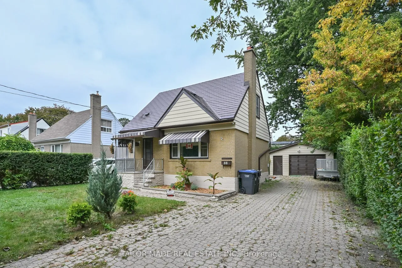 88 Mccaul Street