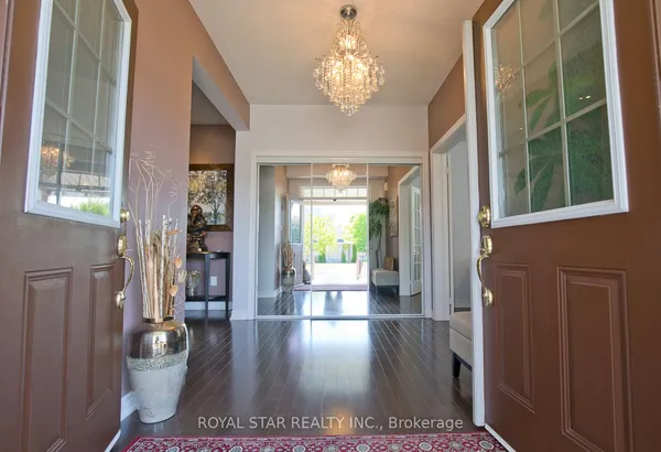 4 Berkwood Hollow — photo 2