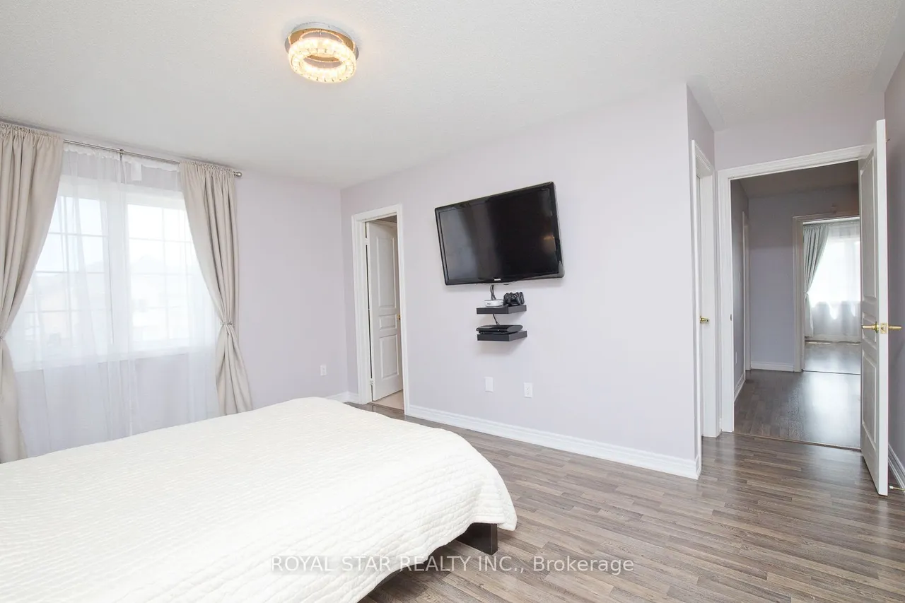 4 Berkwood Hollow — photo 12