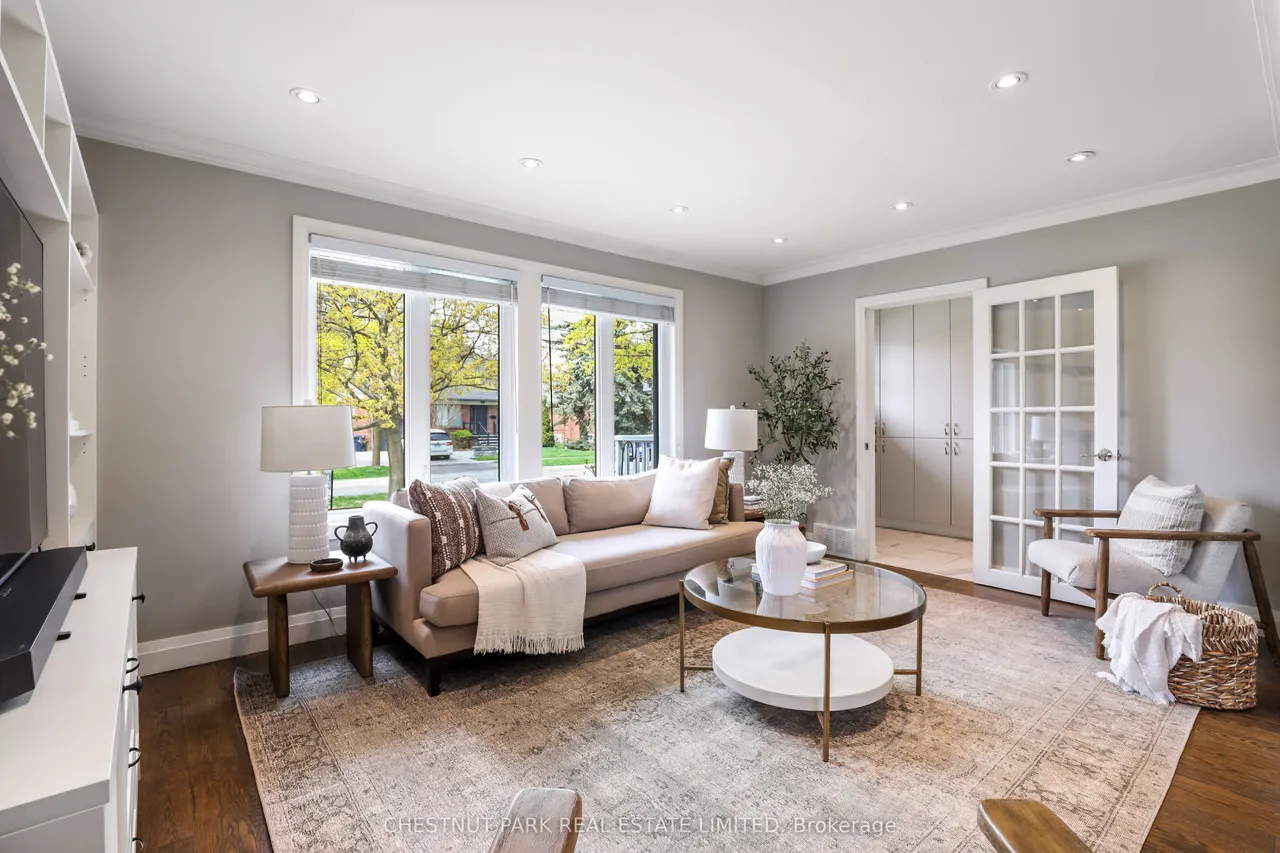 27 Cedarcrest Drive — photo 3