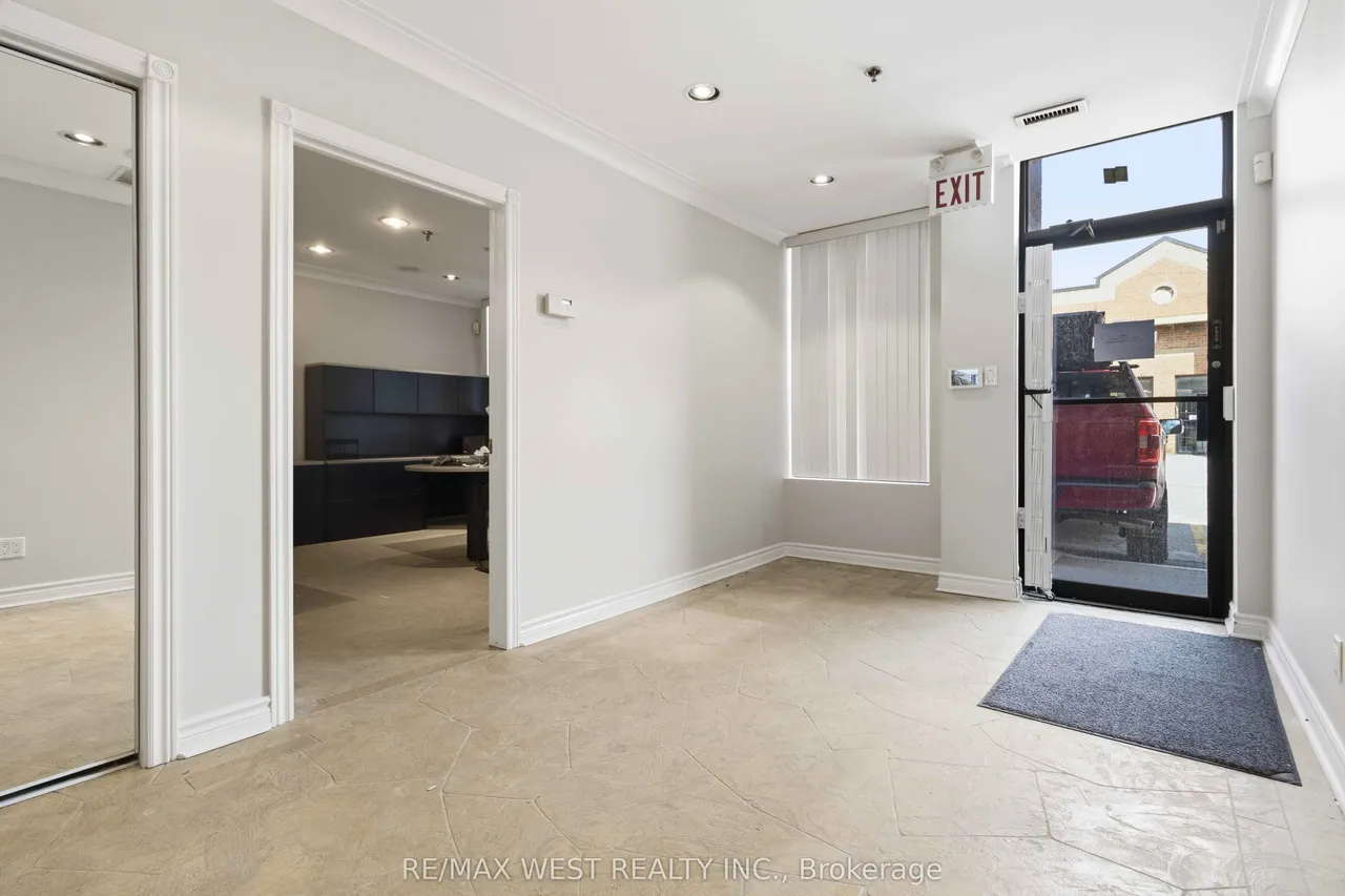 1320 Mid-Way Boulevard — photo 2