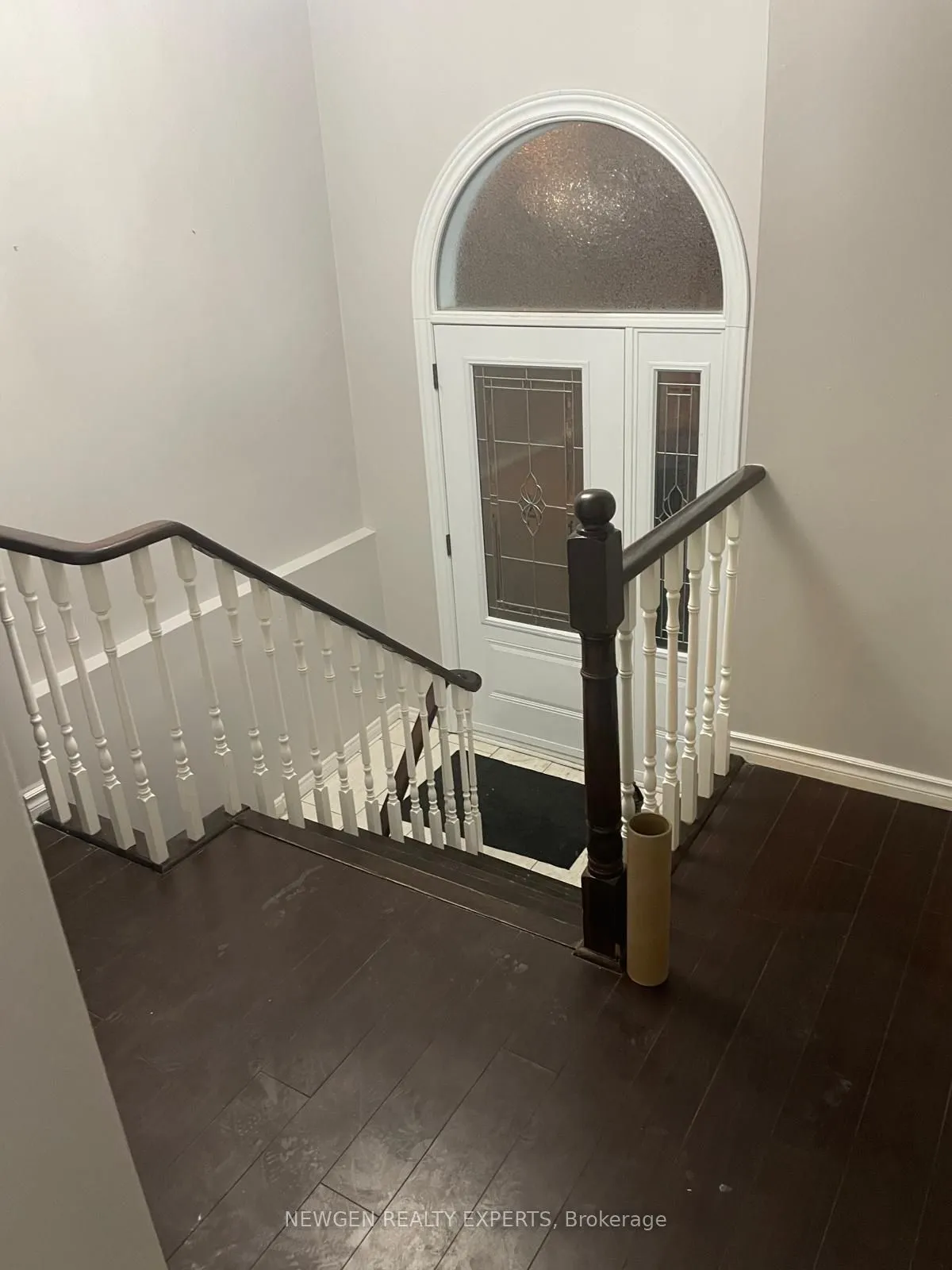 28 Royal Salisbury Way — photo 2