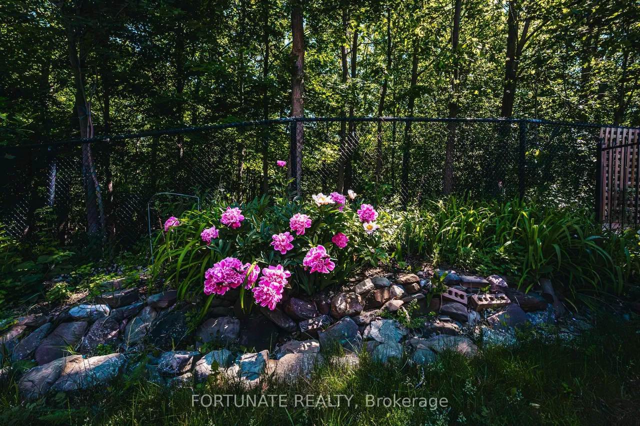 5175 Misty Pine Crescent — photo 26