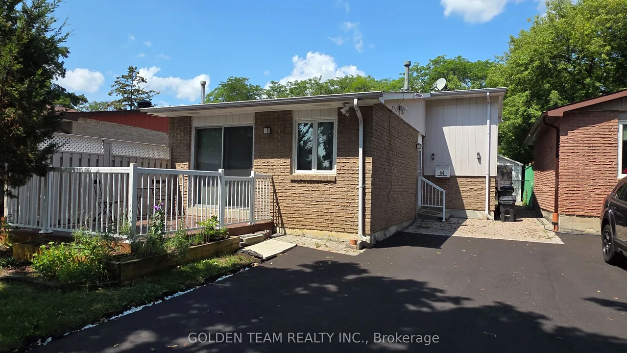 44 Cobbler Crescent — photo 2
