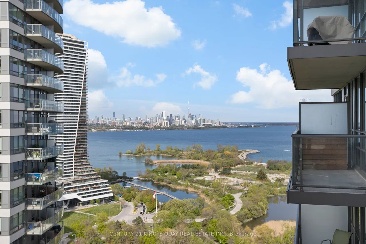 2240 Lake Shore Boulevard W — photo 27