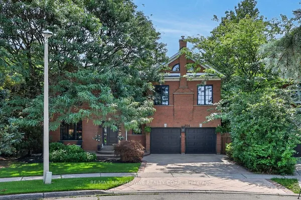 324 Oakridge Court — photo 2